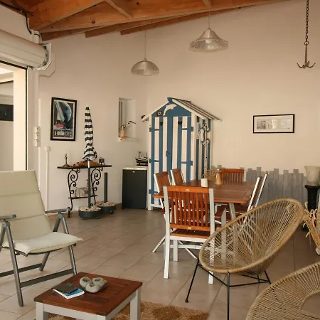 Сasa de vacaciones Maison 2 Avec Jardin Pres De La Plage, Deco Raffinee, Equipements Complets, Parking Inclus - Fr-1-22-358 *