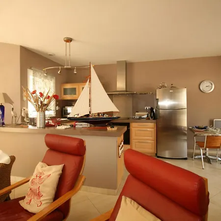 Maison 2 Avec Jardin Pres De La Plage, Deco Raffinee, Equipements Complets, Parking Inclus - Fr-1-22-358